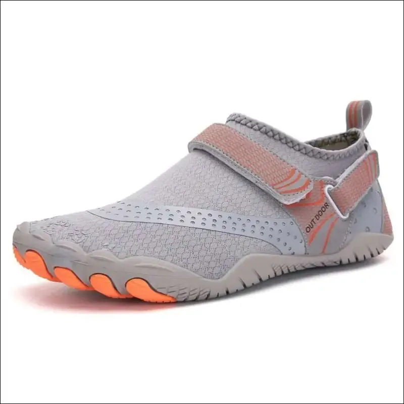 2022 new men aqua shoes quick dry beach shoes women breathable sneakers barefoot upstream water