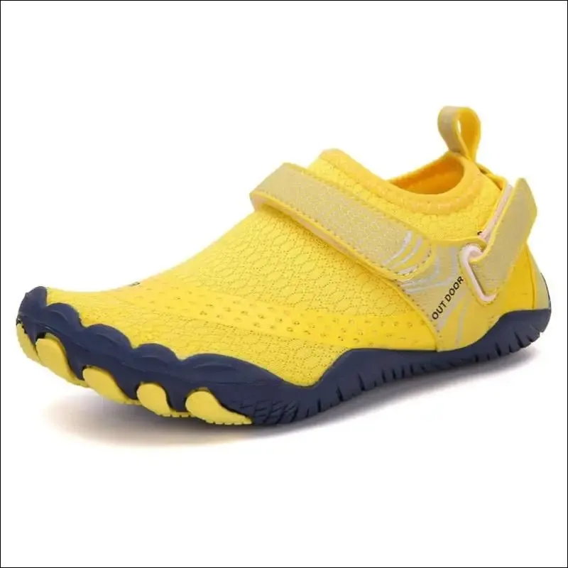 2022 new men aqua shoes quick dry beach shoes women breathable sneakers barefoot upstream water