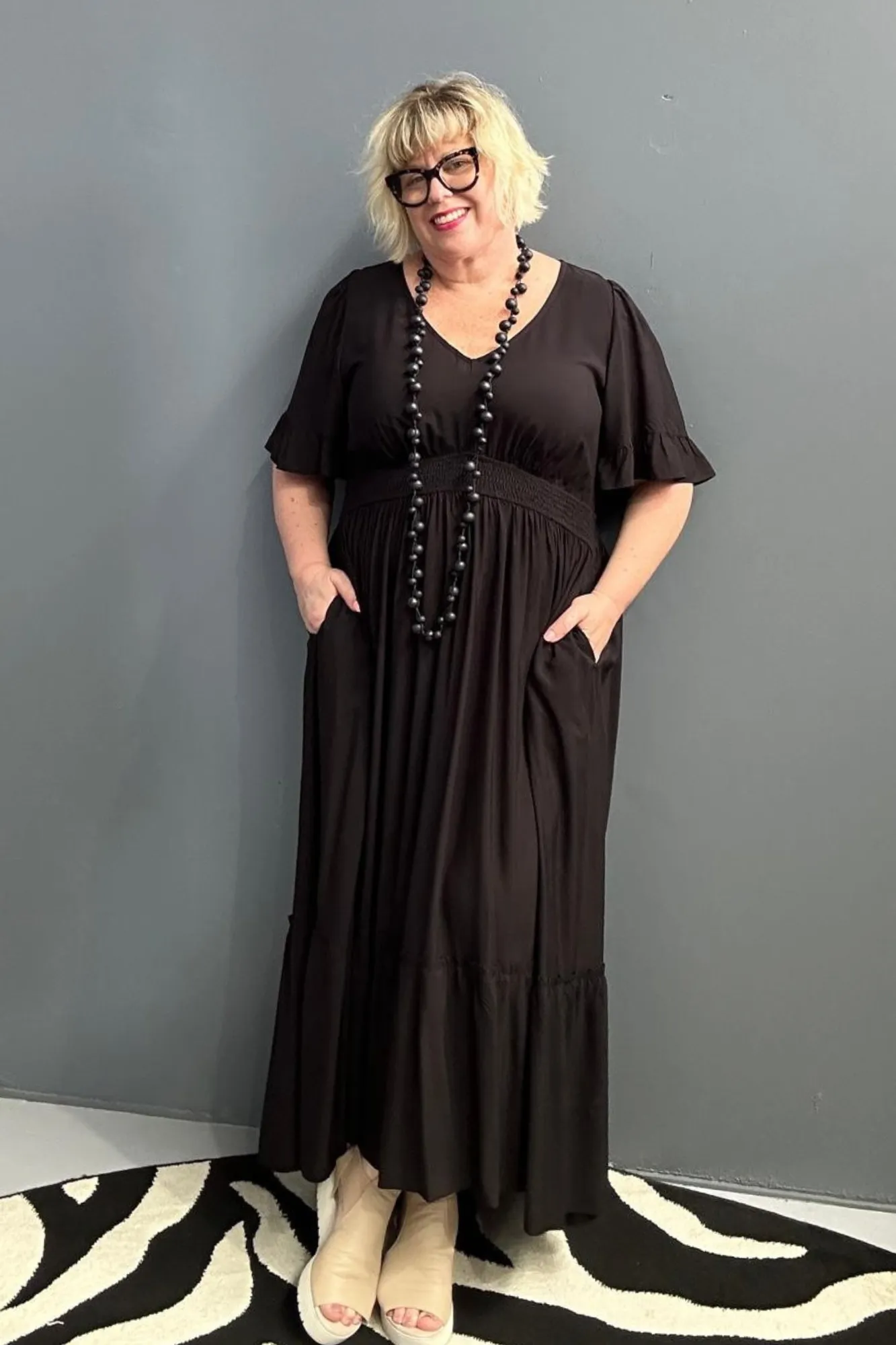 'AMBER' Maxi Dress - Black