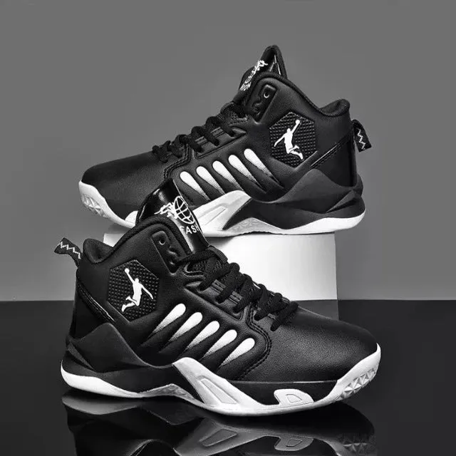 Breathable and comfortable slip-resistant sports sneakers