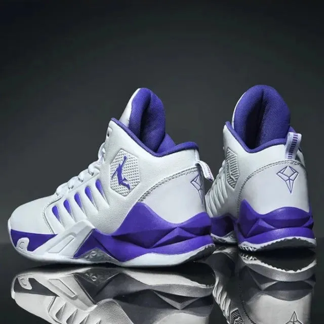 Breathable and comfortable slip-resistant sports sneakers