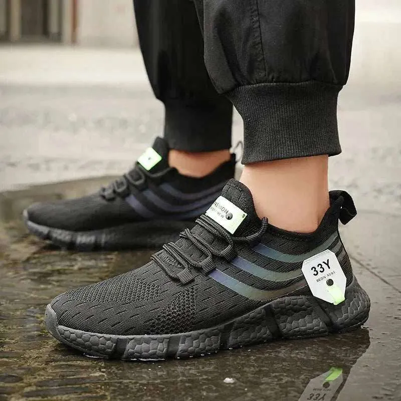 BreezeStride Men's Sneakers