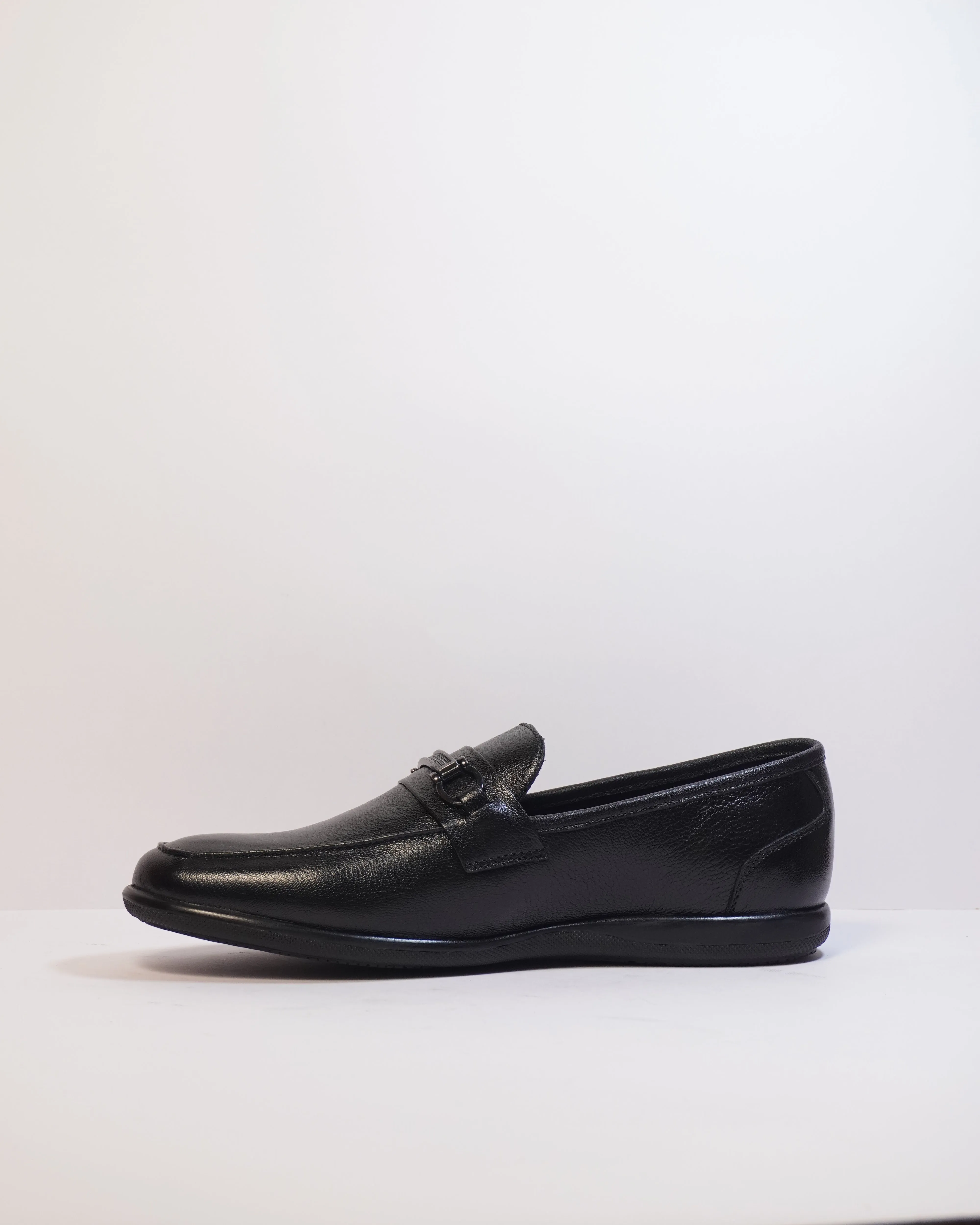 Buckle Super Soft Loafers Black