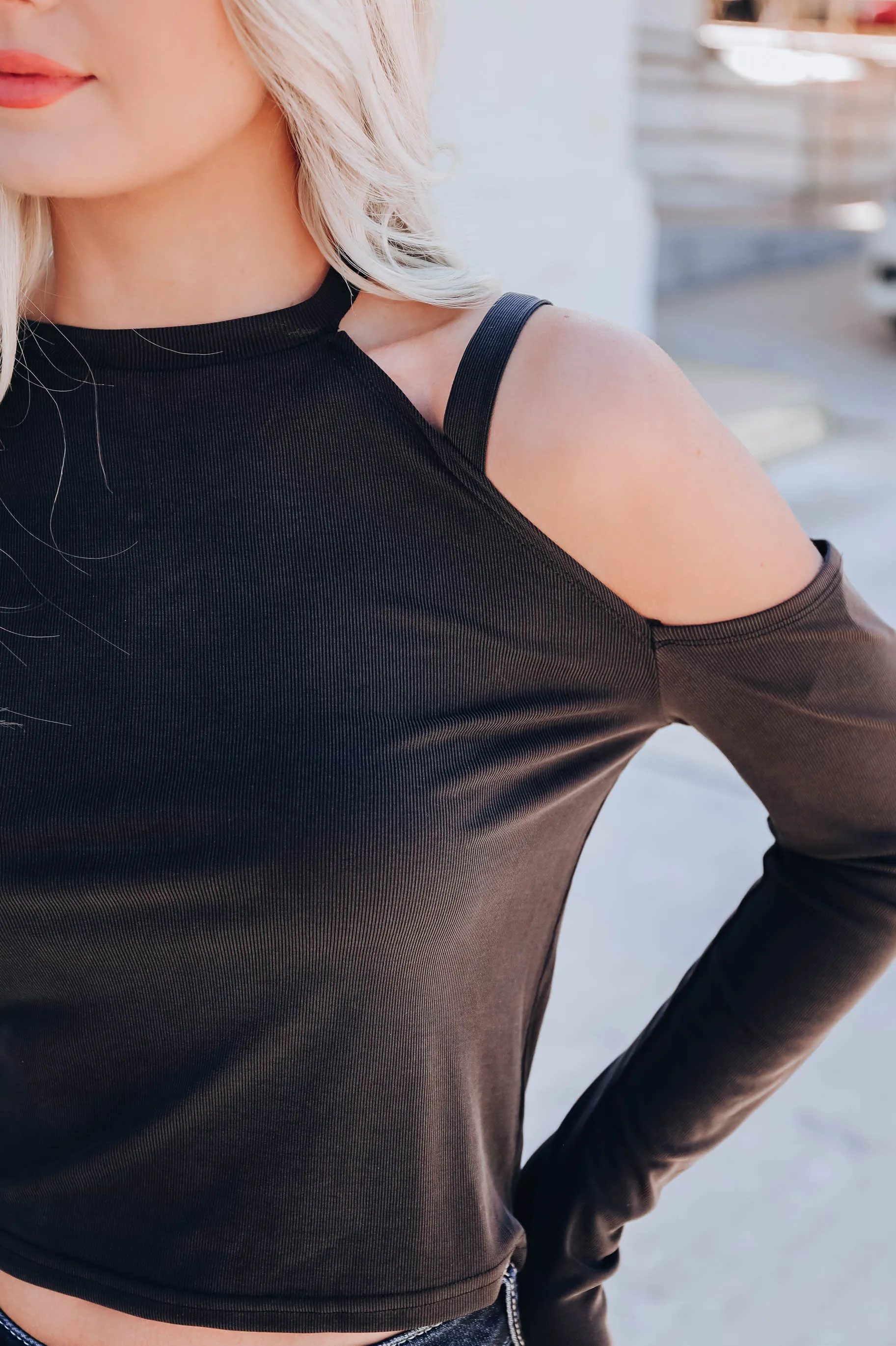 Cali Cropped Cold Shoulder Top