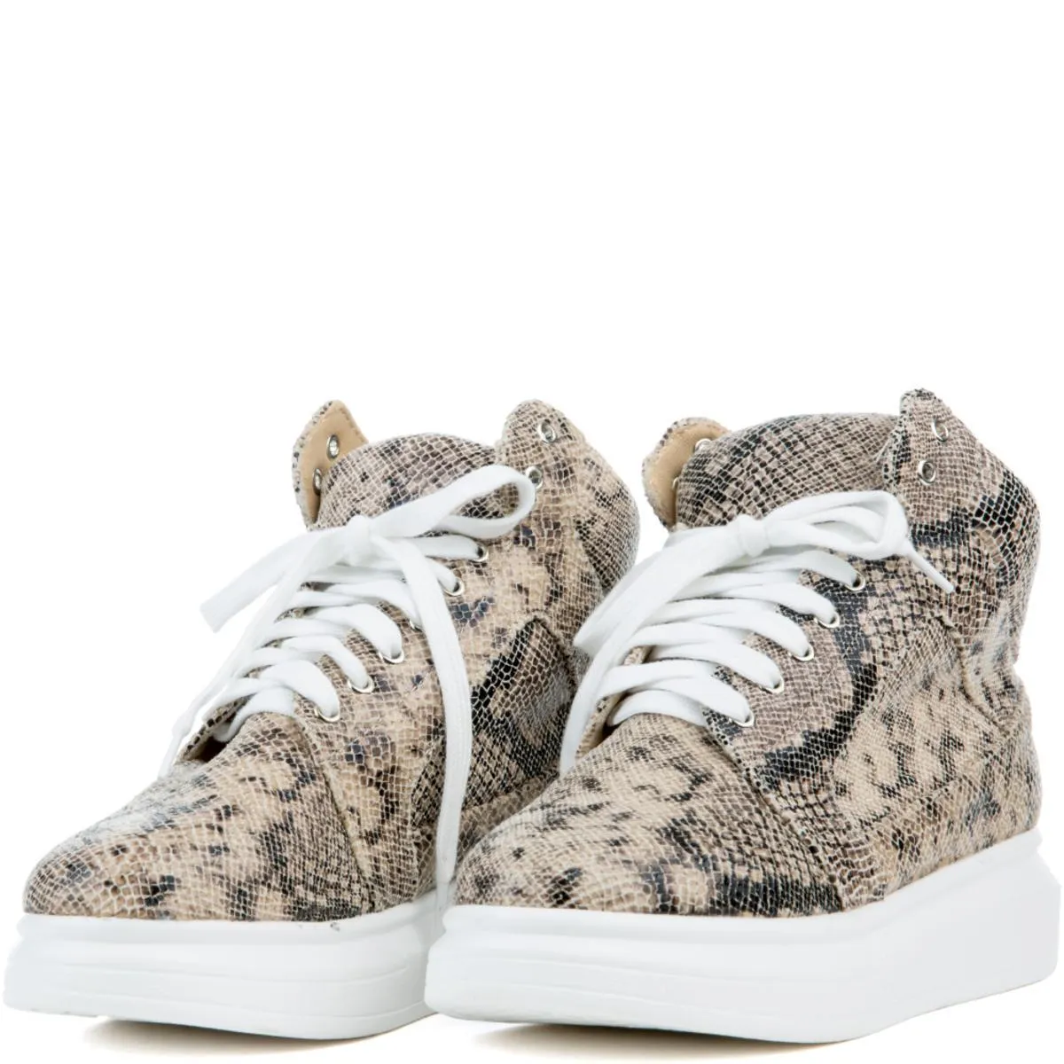 Cape Robbin Forever-5 Sneaker