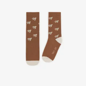 Chaussettes brunes avec oiseaux, enfant || Brown socks with birds, child