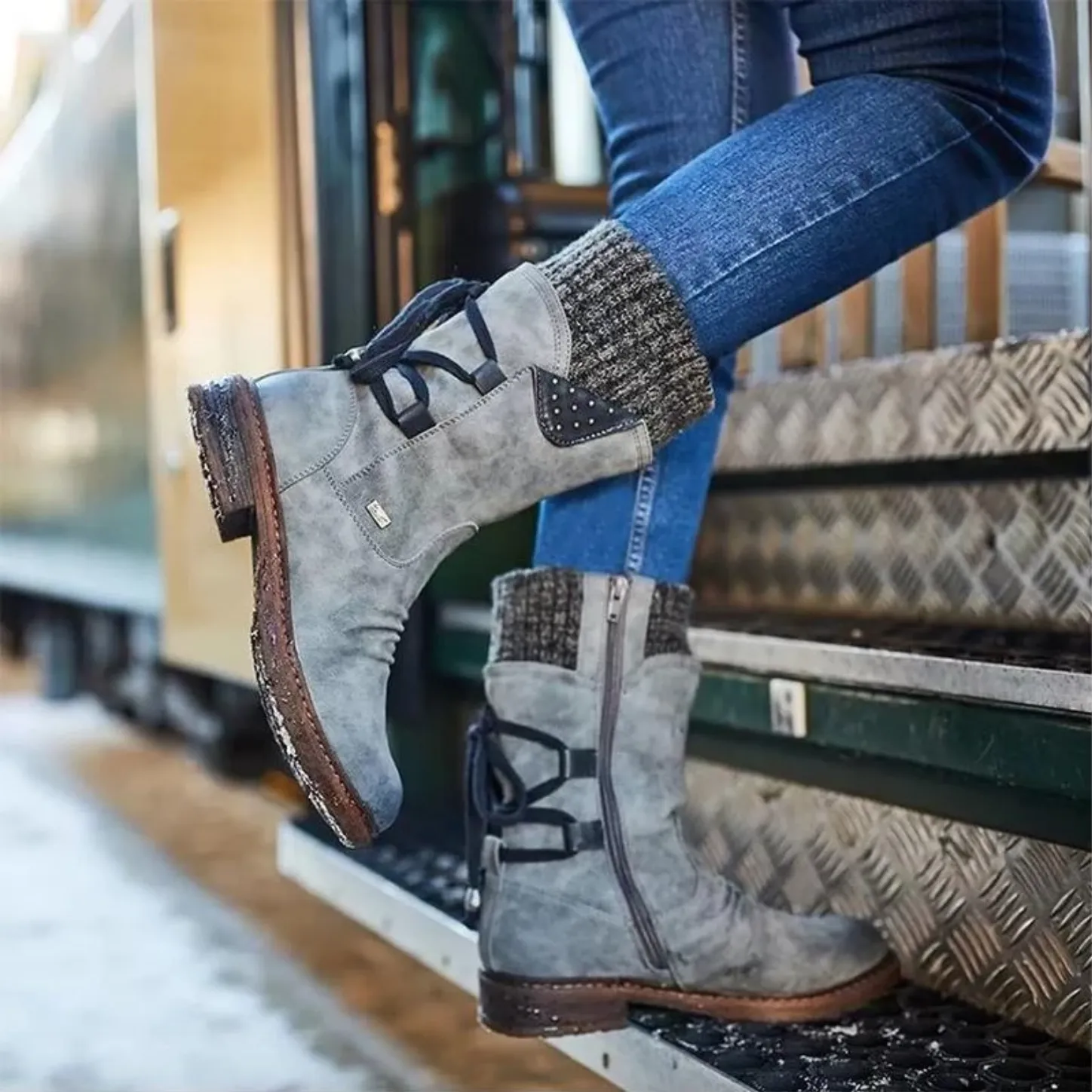 Comfortable and fashionable orthopedic Boots