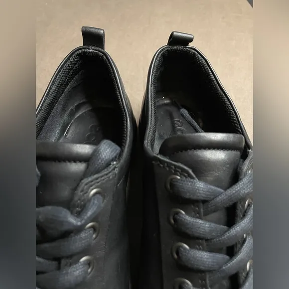 ECCO Goretex Soft 7 GTX Tie Black Sneakers 8-8.5