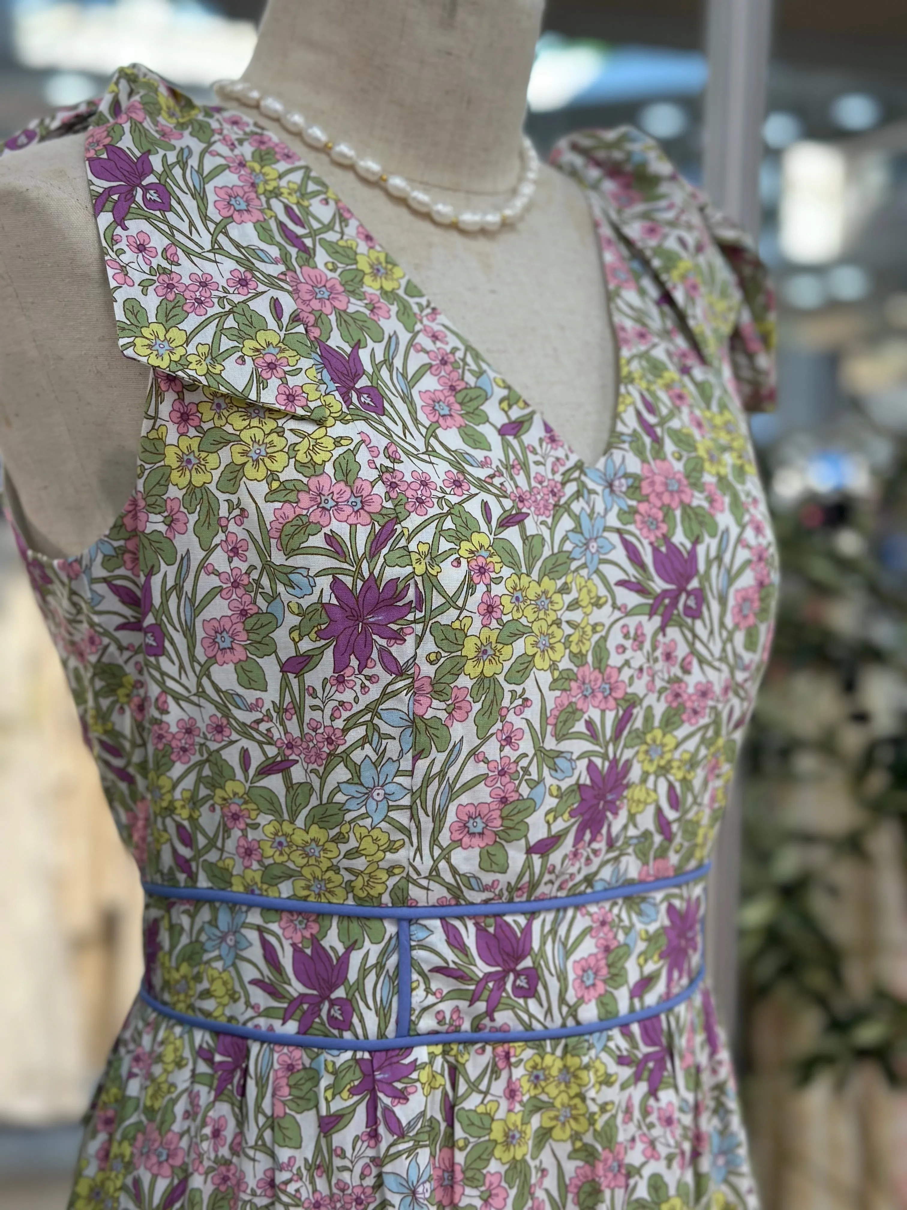 Eyes on You Iris Floral Dress