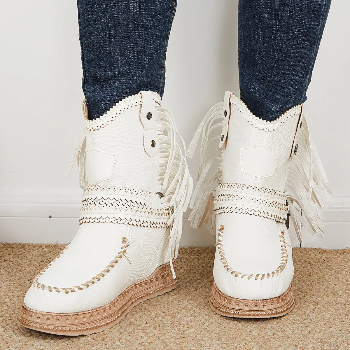Fashionable and supportive orthopedic Boots