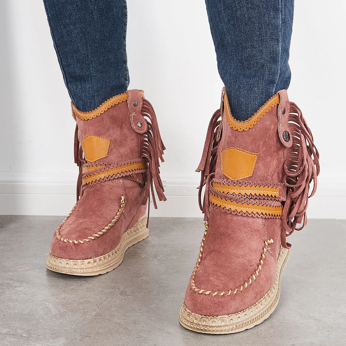 Fashionable and supportive orthopedic Boots