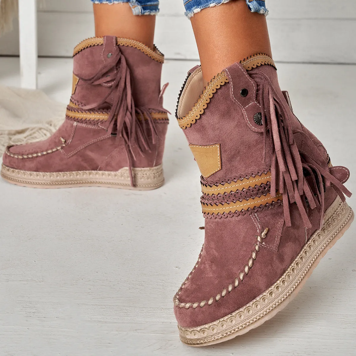 Fashionable and supportive orthopedic Boots