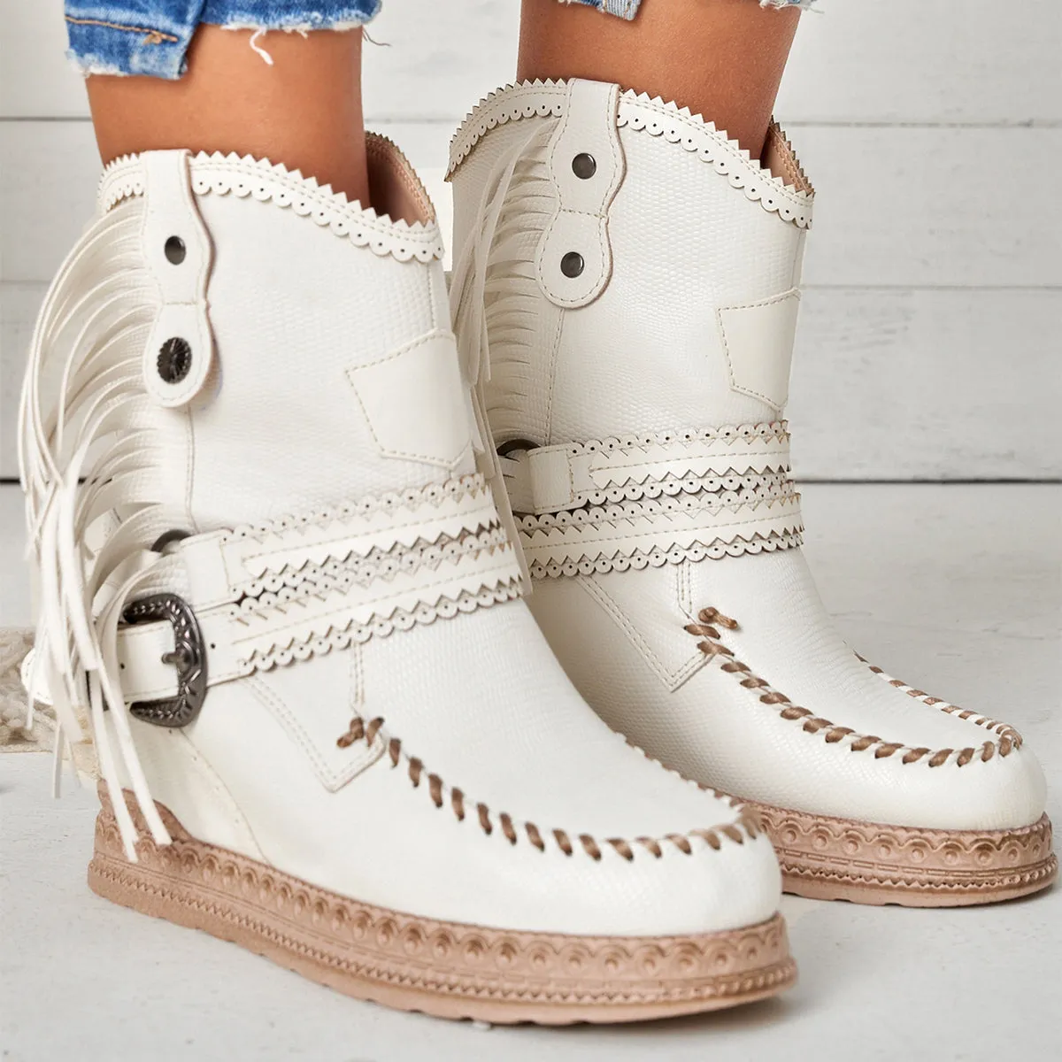 Fashionable and supportive orthopedic Boots