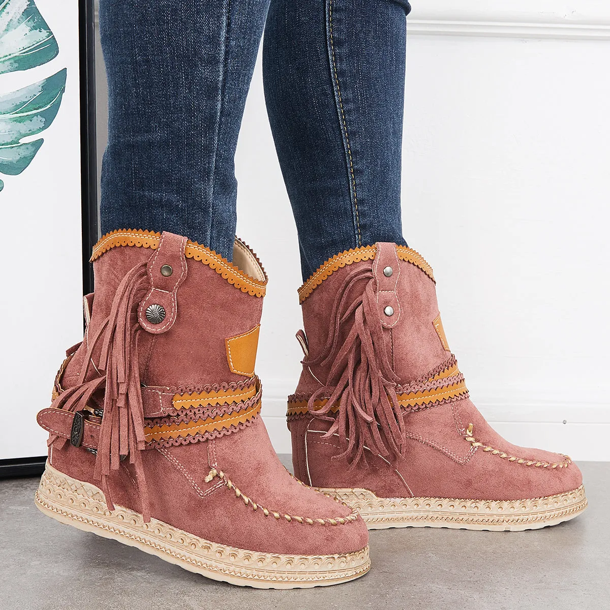Fashionable and supportive orthopedic Boots