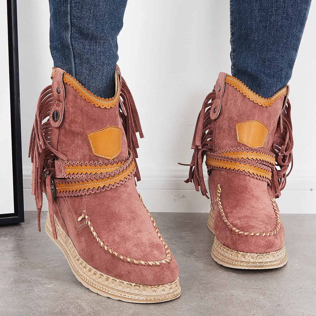 Fashionable and supportive orthopedic Boots