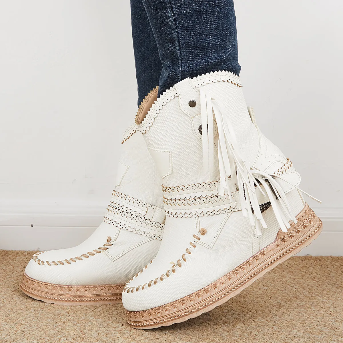 Fashionable and supportive orthopedic Boots