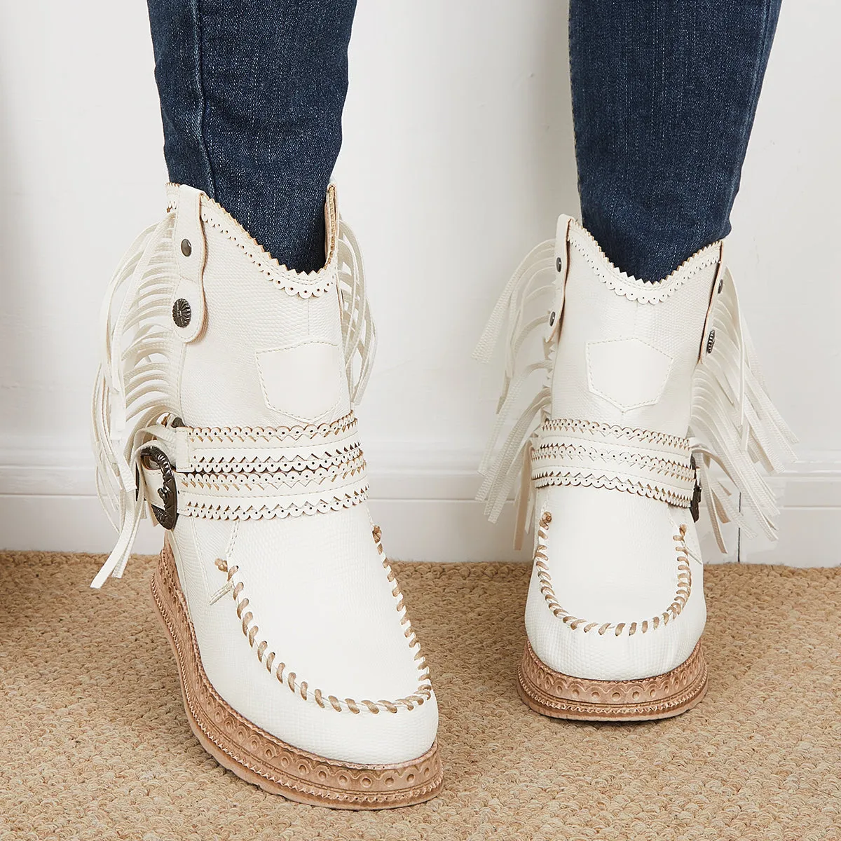 Fashionable and supportive orthopedic Boots