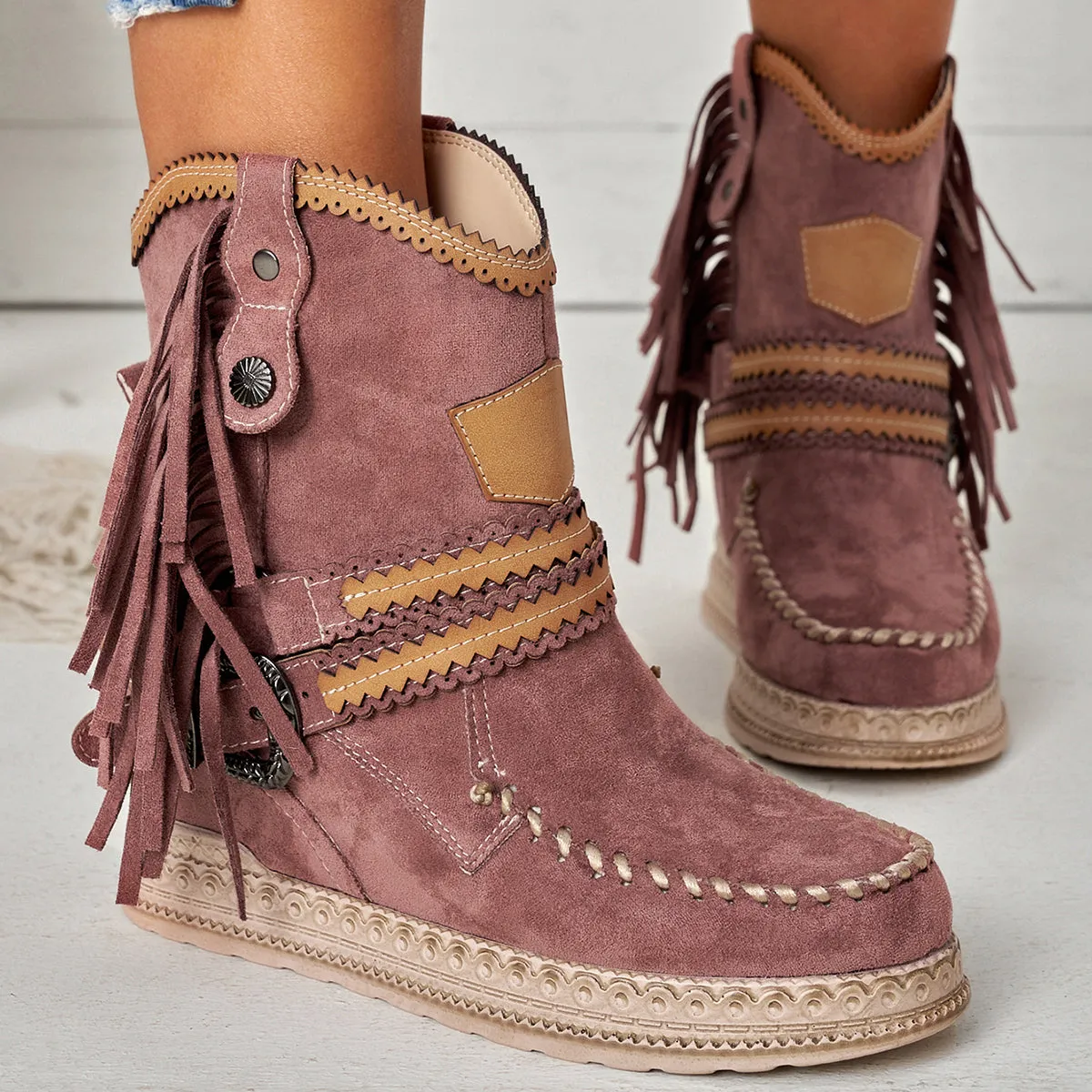 Fashionable and supportive orthopedic Boots