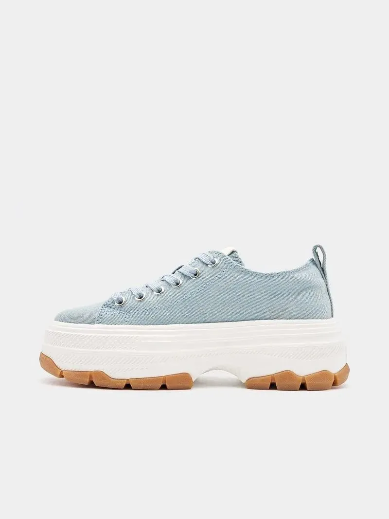 Fila  Women's Reese Sneakers Light Blue