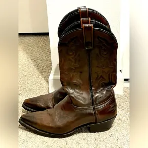 Laredo Men's Hawk Leather Cowboy Boots 6862 Size 9 D