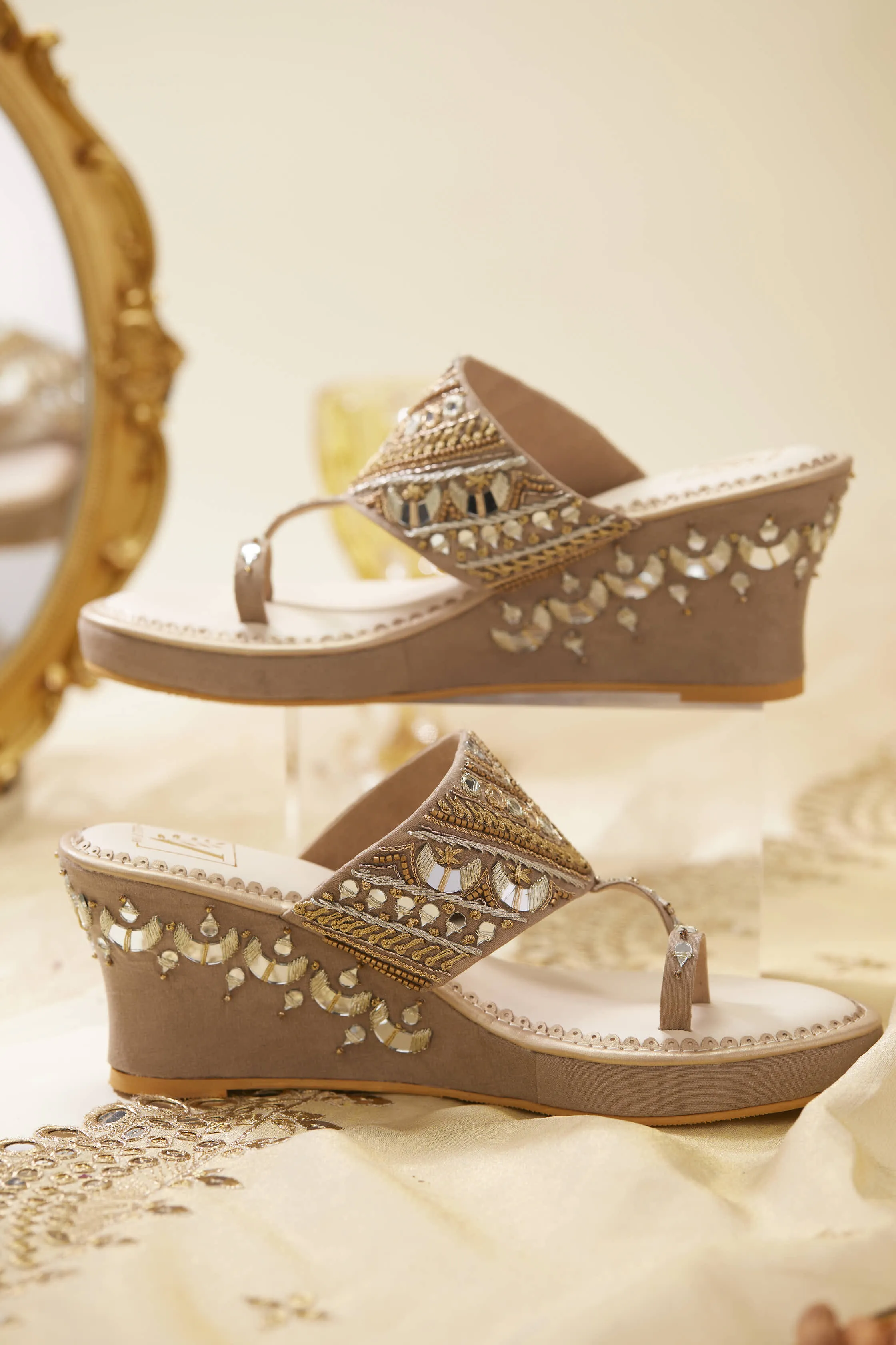 Mahira Gold Wedges