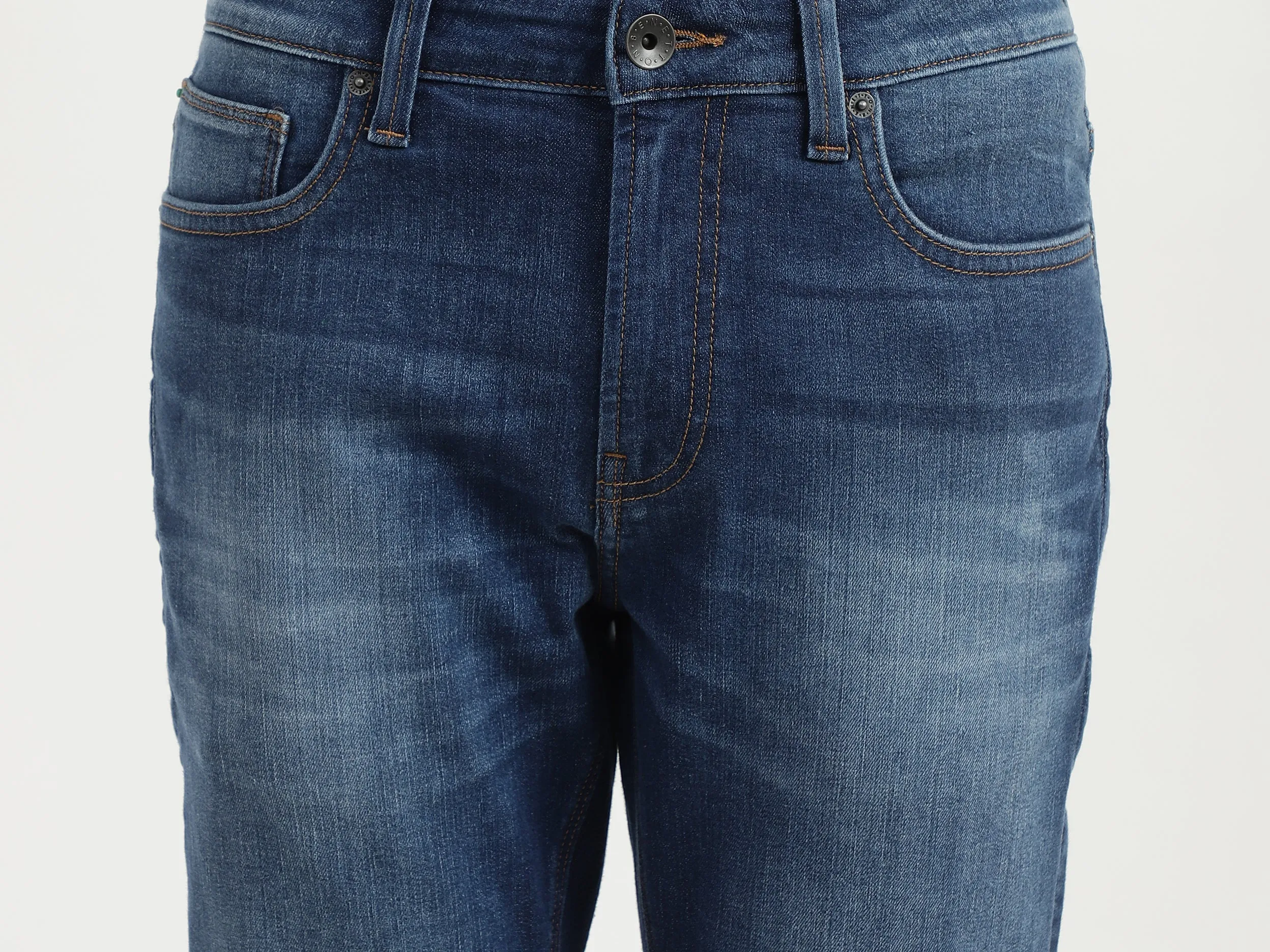 Mens Carrot Fit Solid Jeans