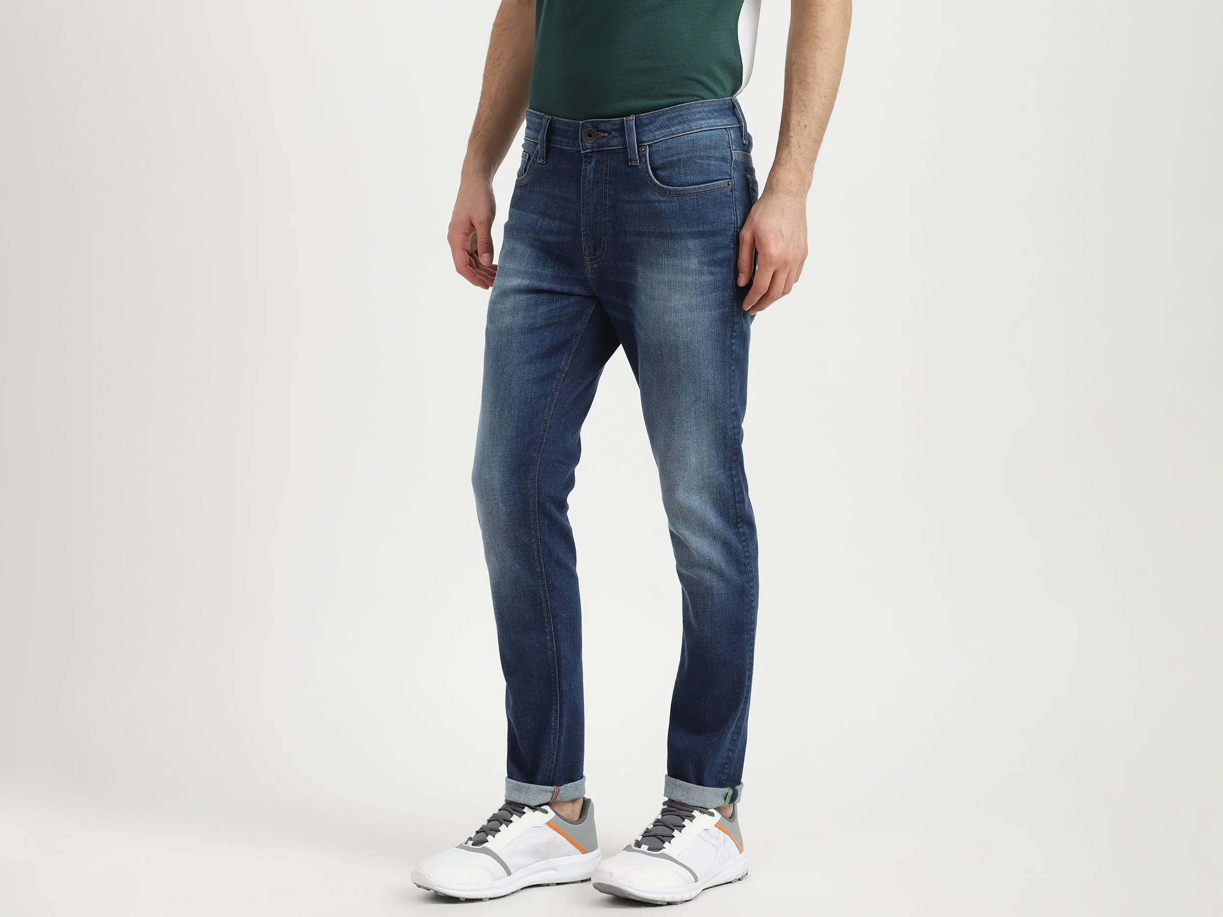 Mens Carrot Fit Solid Jeans