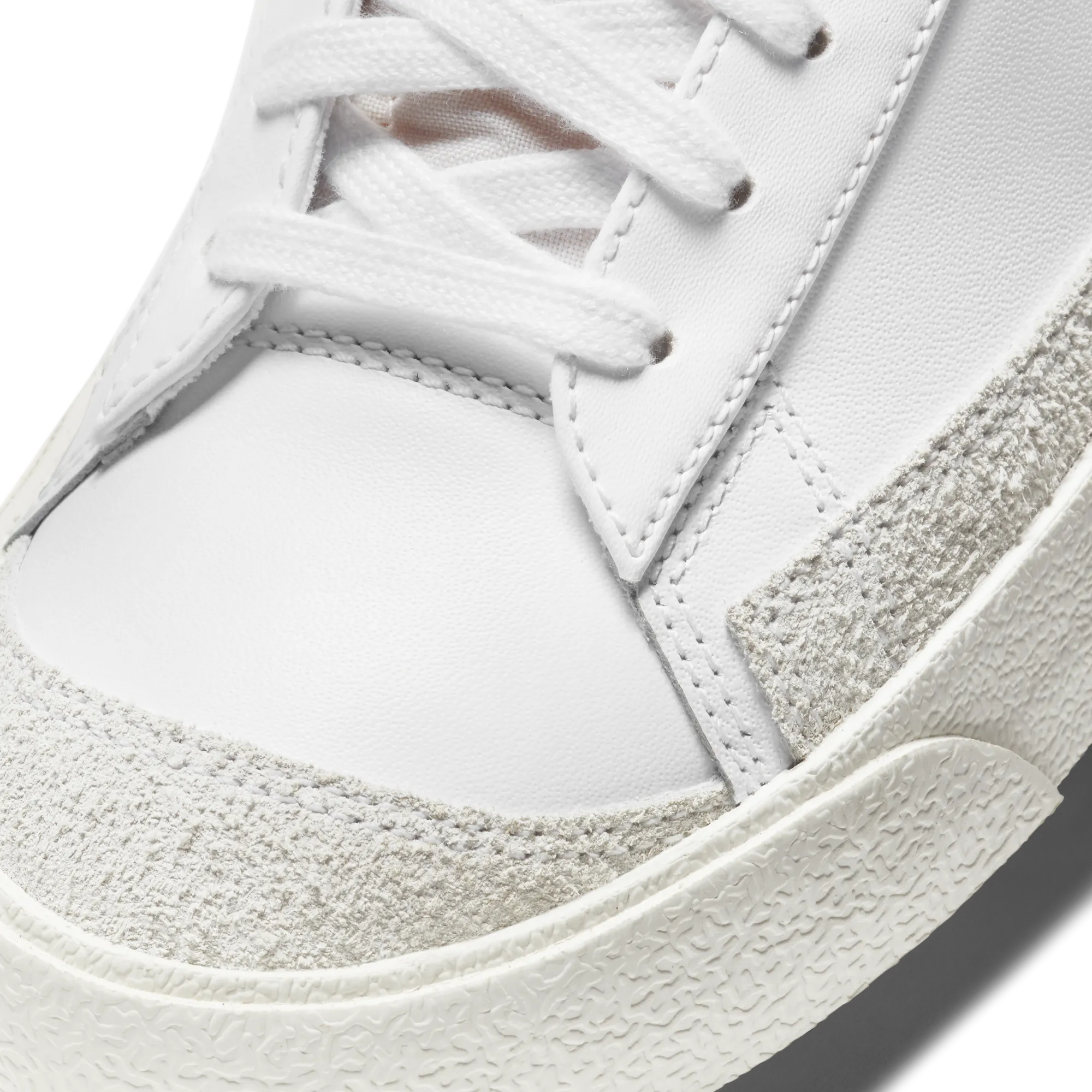 Nike Blazer Mid '77 Vintage 'White/Black'