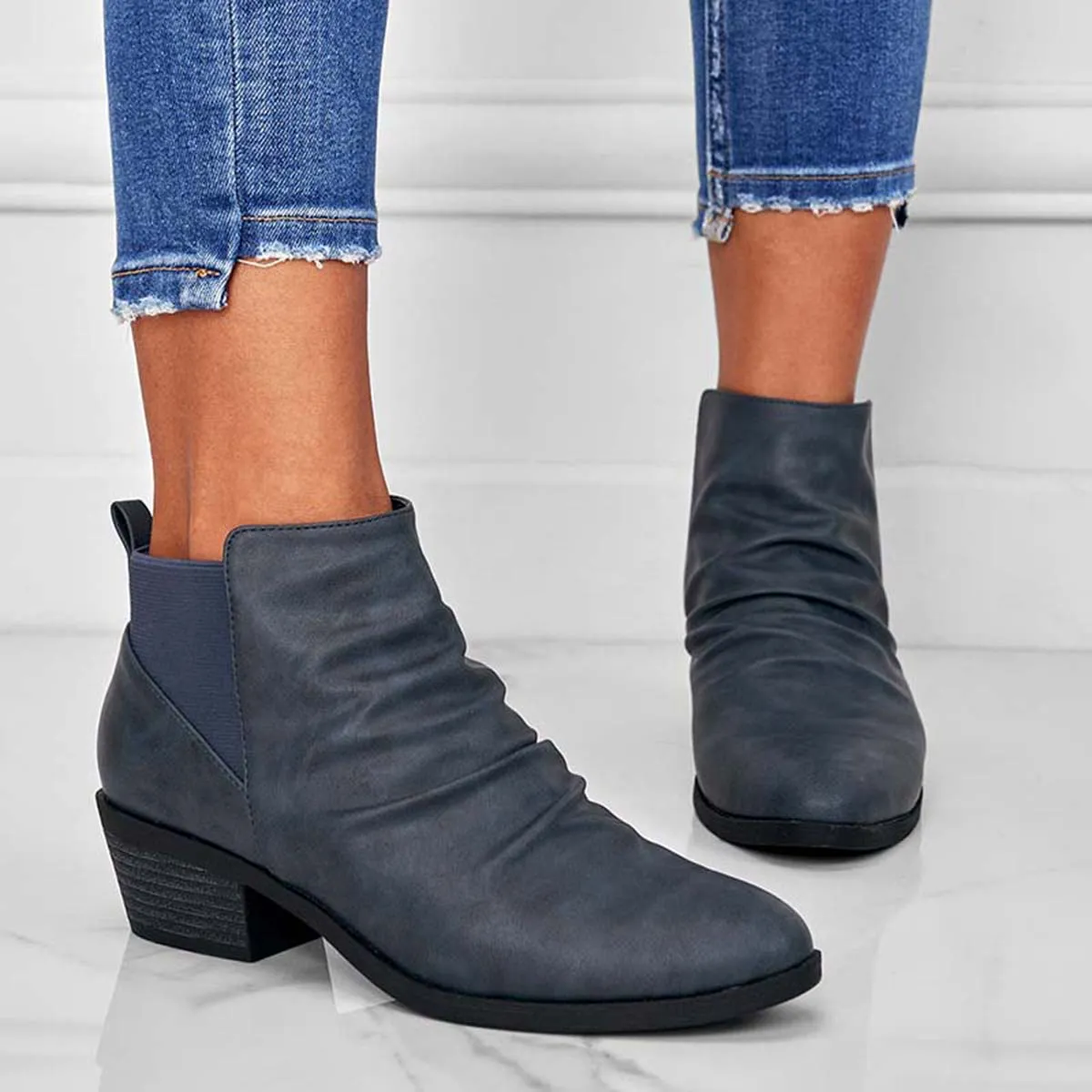 Orthopedic fashion Boots
