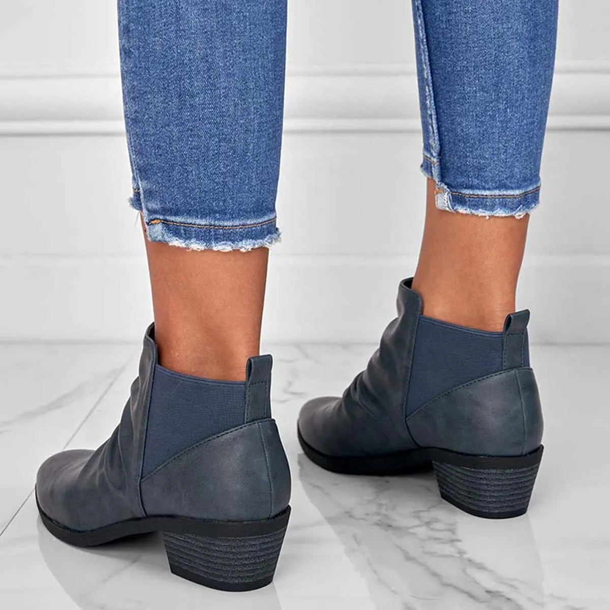 Orthopedic fashion Boots