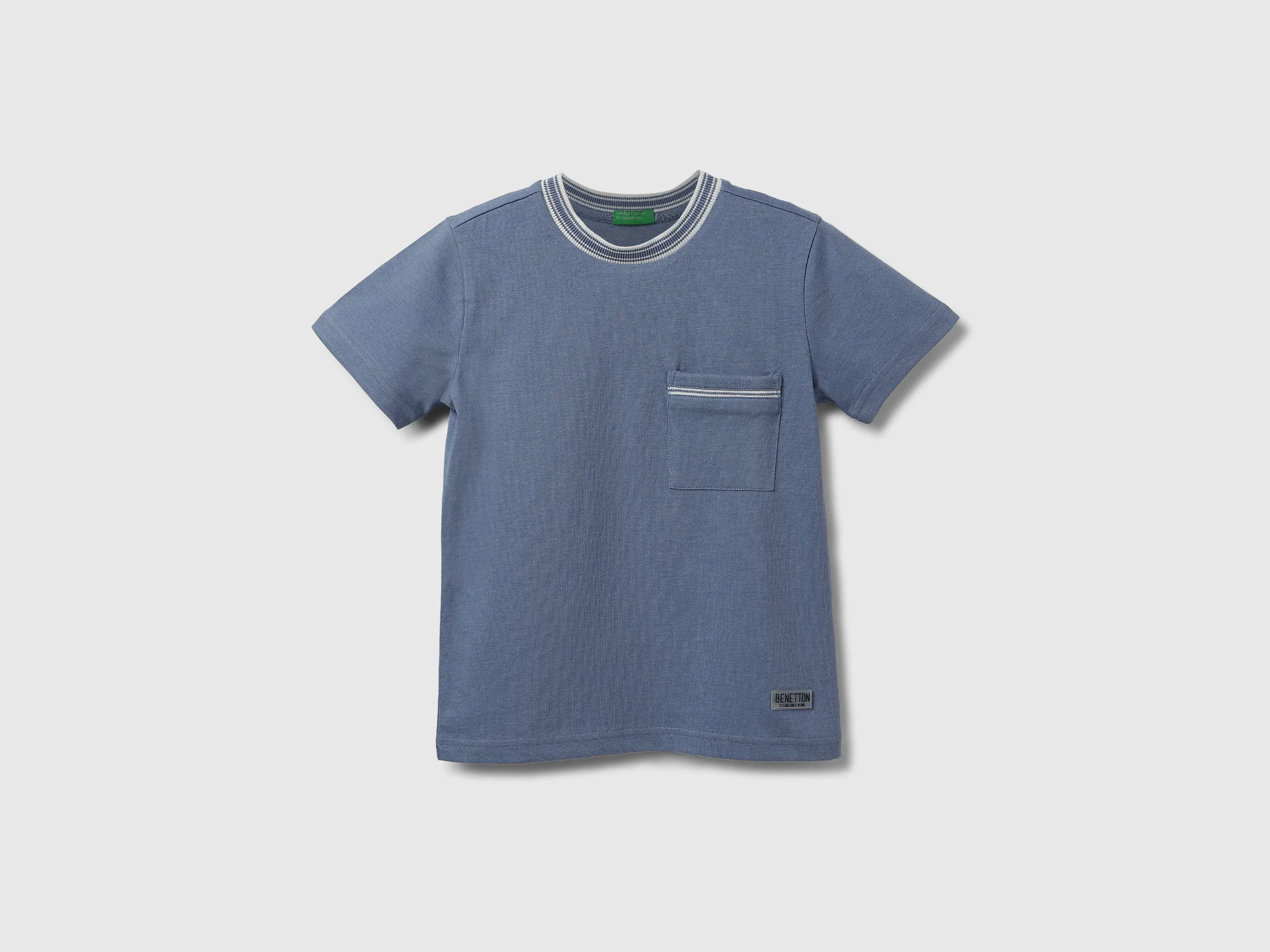 Regular Fit Round Neck Pocket T-Shirt