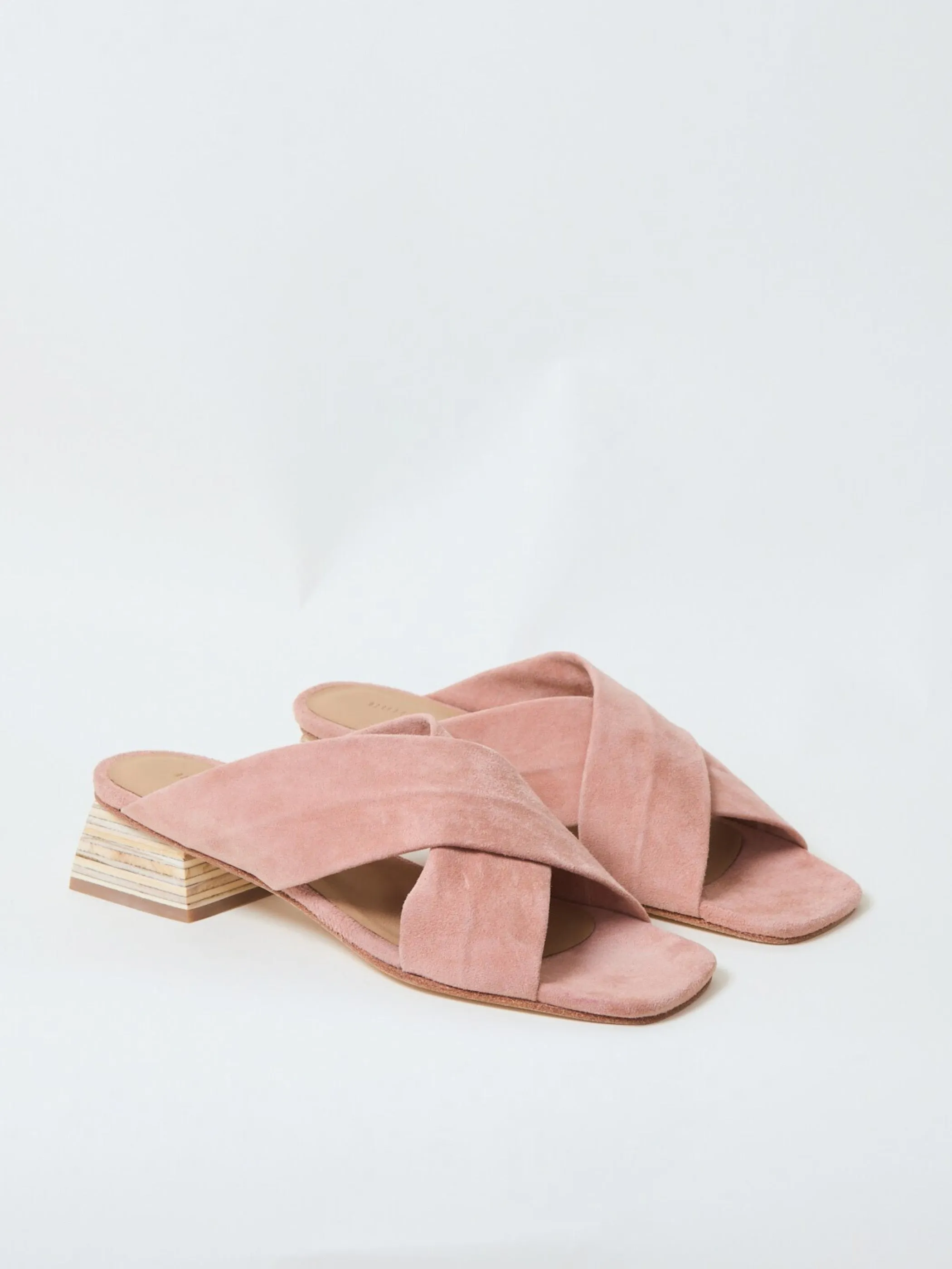 Sasha, rose suede