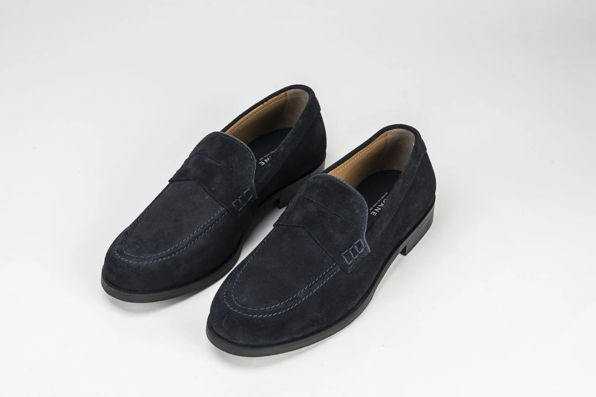 Seve Suede Loafer in Navy