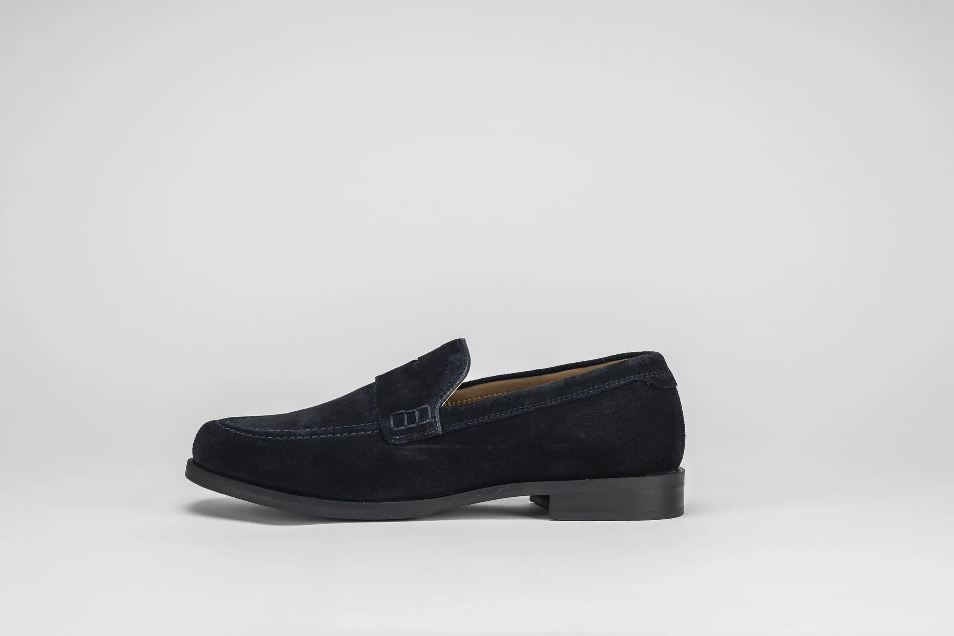 Seve Suede Loafer in Navy