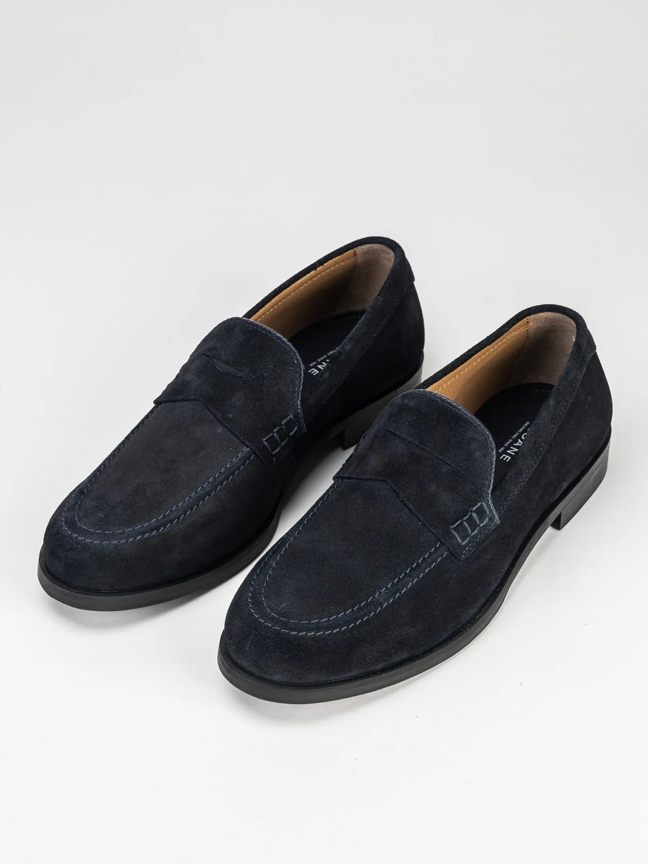 Seve Suede Loafers in Navy