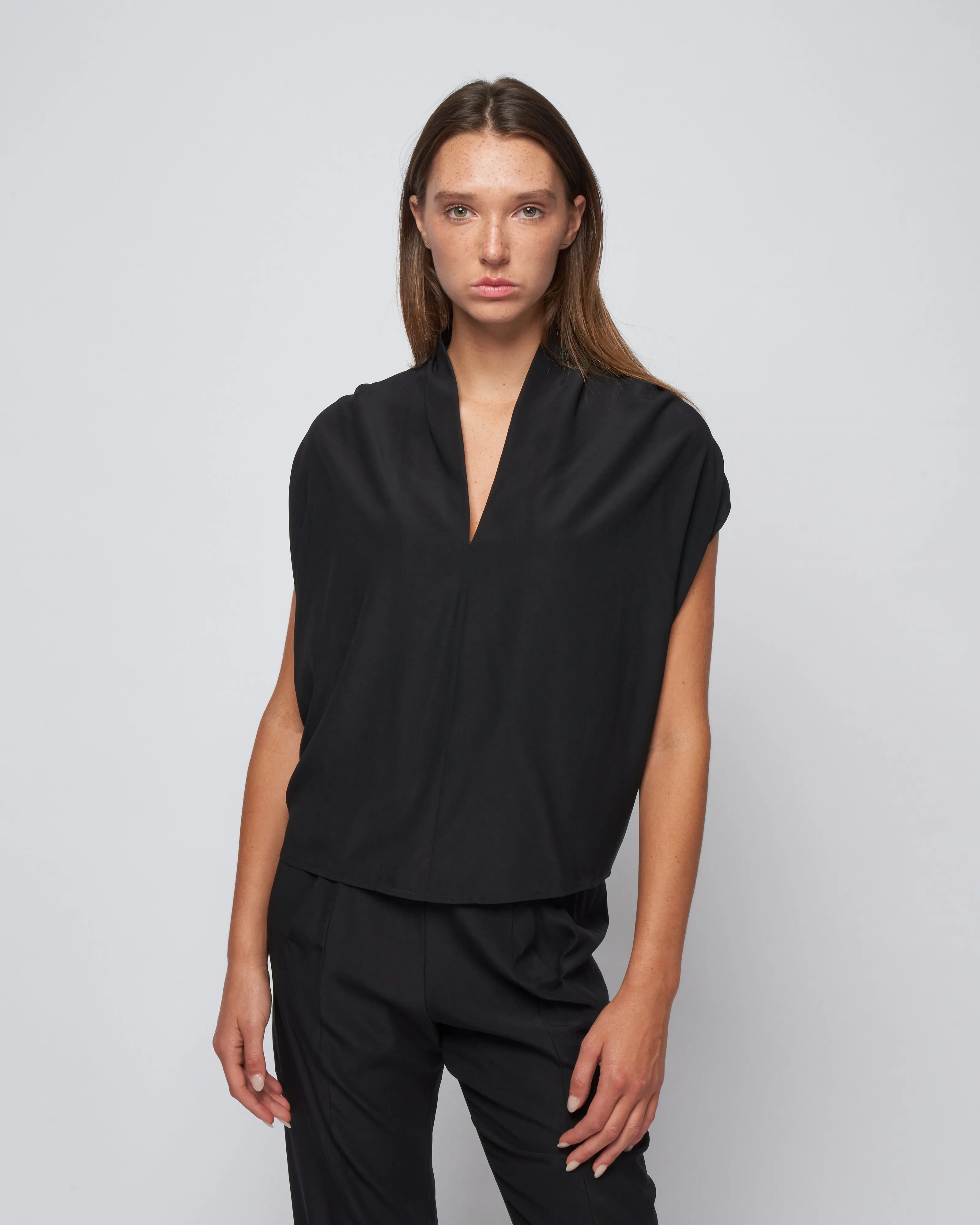 sola top - black