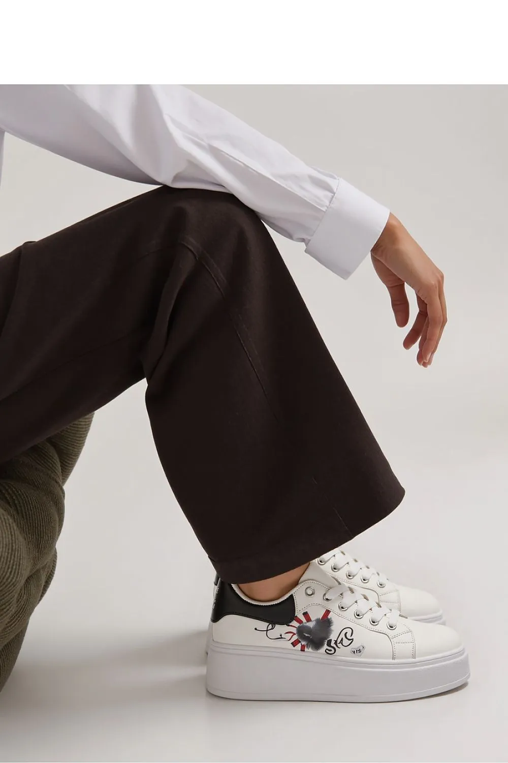 Sport Shoes Inello