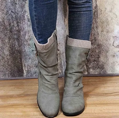 Super comfortable and cosy women's winter boots