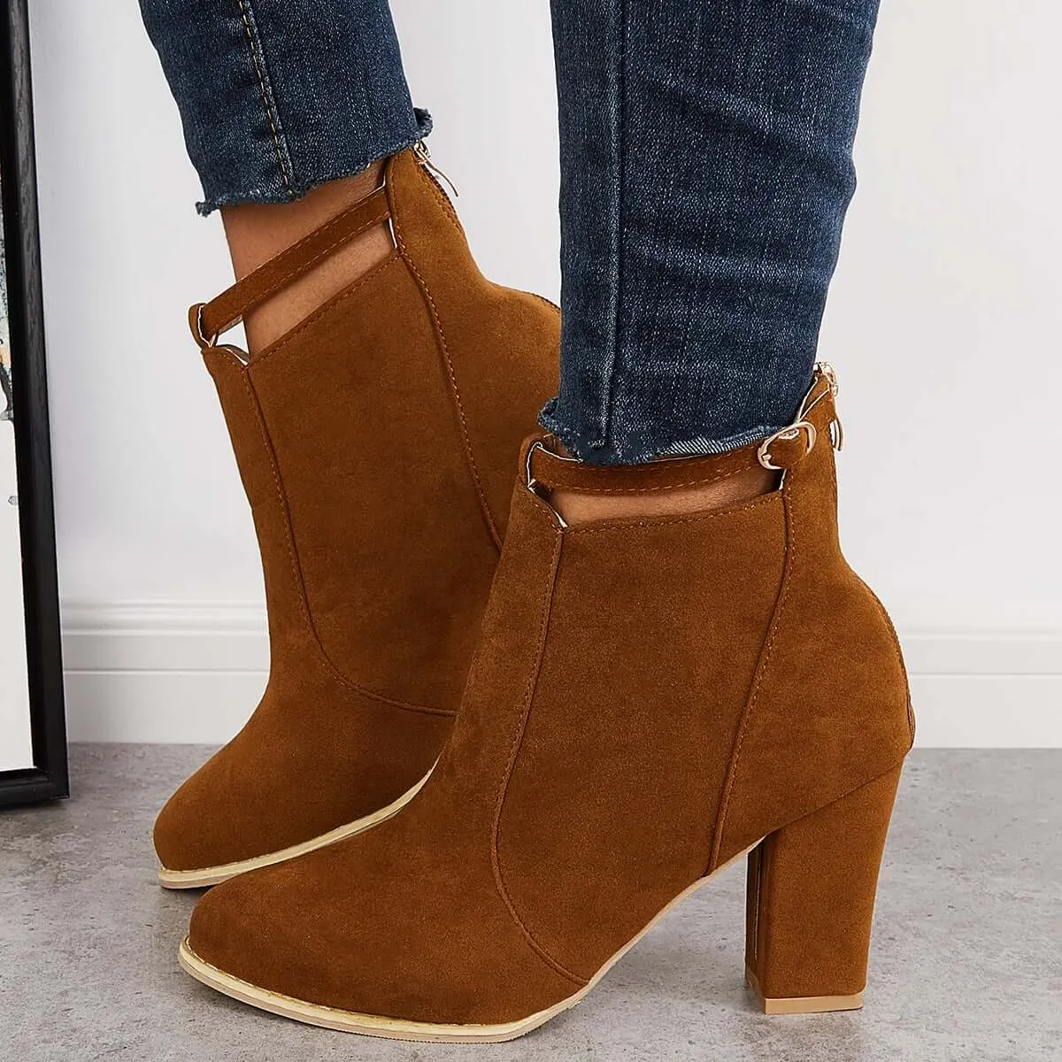 Supportive orthopedic Boots