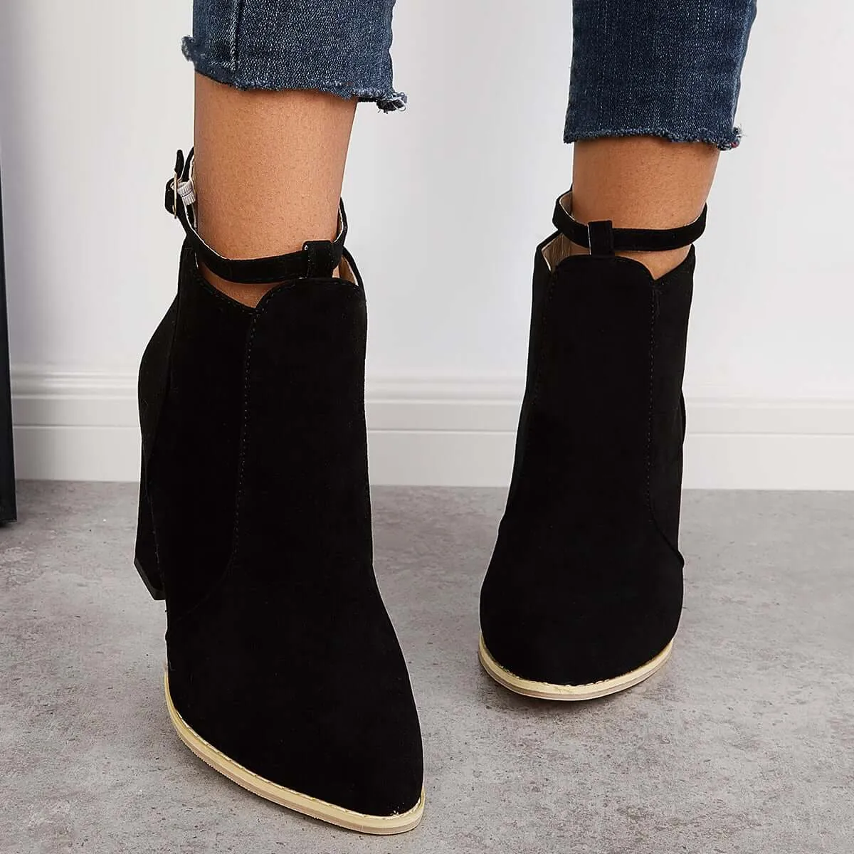 Supportive orthopedic Boots