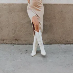 Tailored and comfortable orthopedic Boots