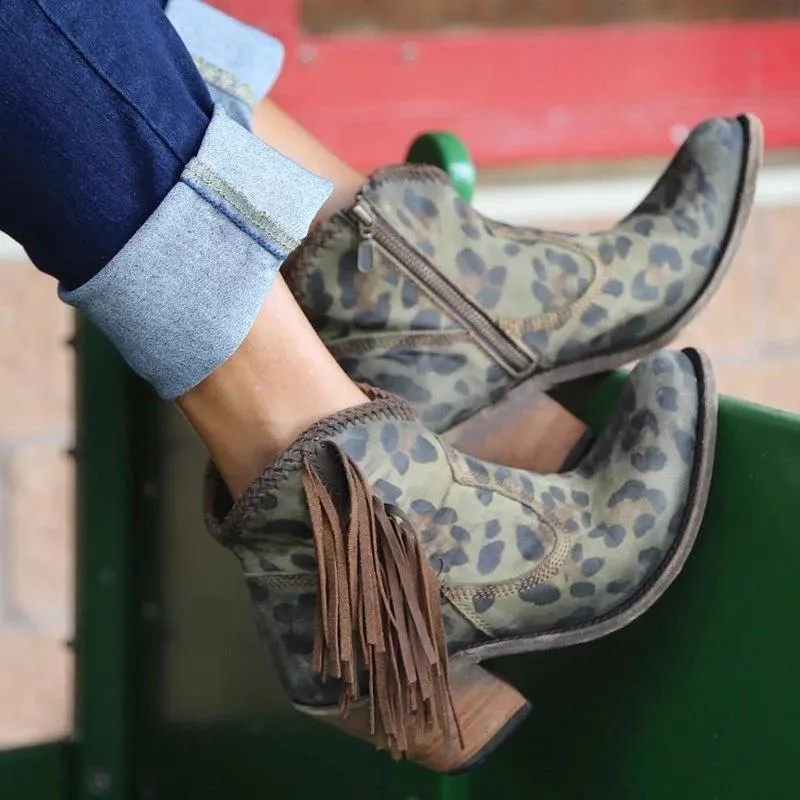 Tailored and comfortable orthopedic Boots