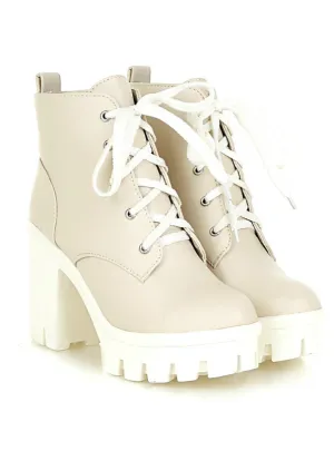 Tailored and comfortable orthopedic Heels