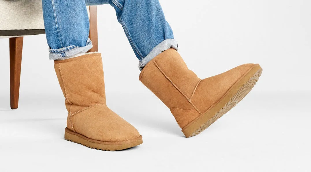 UGG Classic Short Boot Unisex