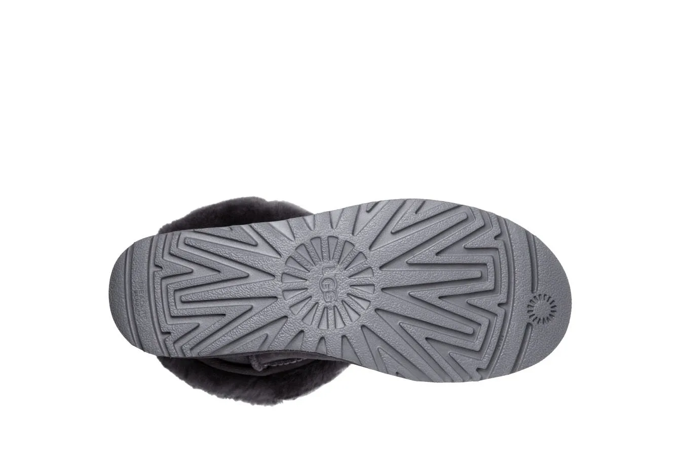 UGG Classic Short Boot Unisex