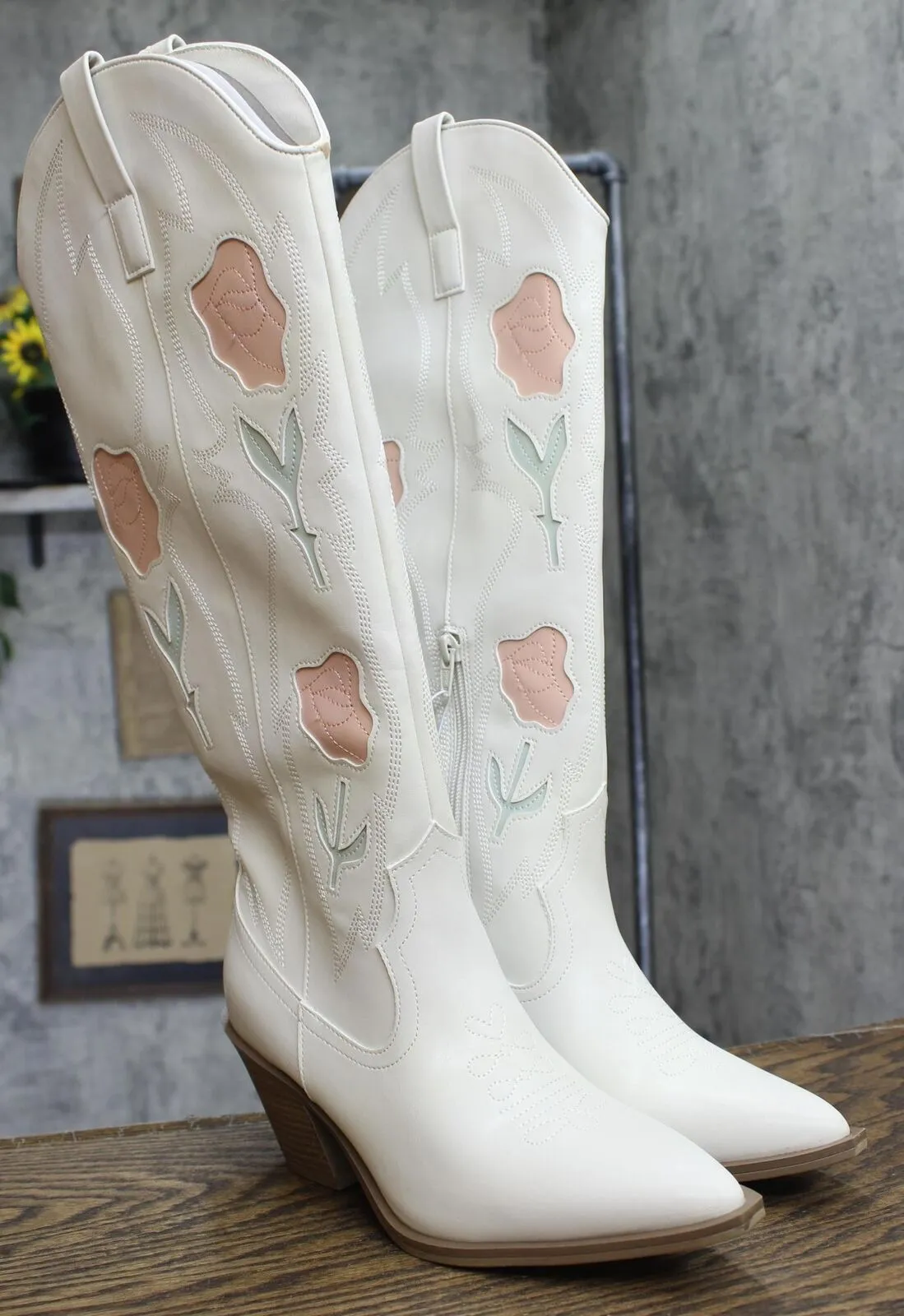 Universal Thread Womens Dixie Bone Floral Western Cowboy Boots Off White 6M