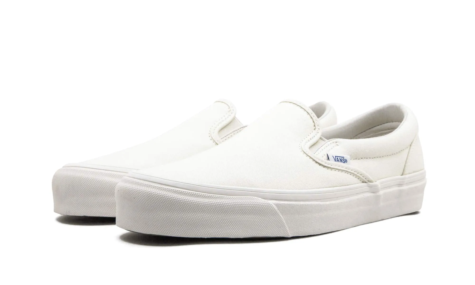 Vans Classic OG Classic Slip-On LX Sneakers 7.5 Women/6 Men Classic White