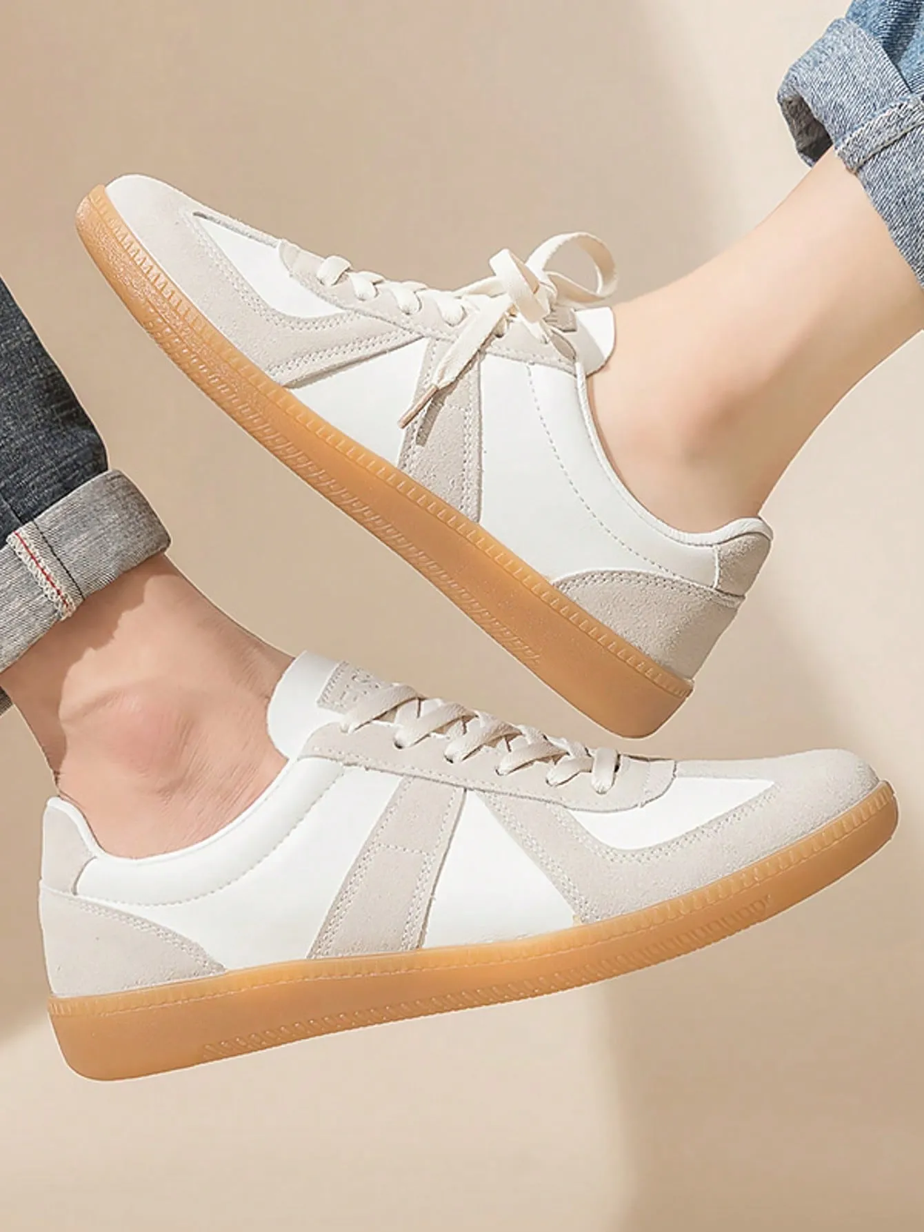Versatile Women's Waterproof Retro Sneakers - Comfortable Low-Top Casual