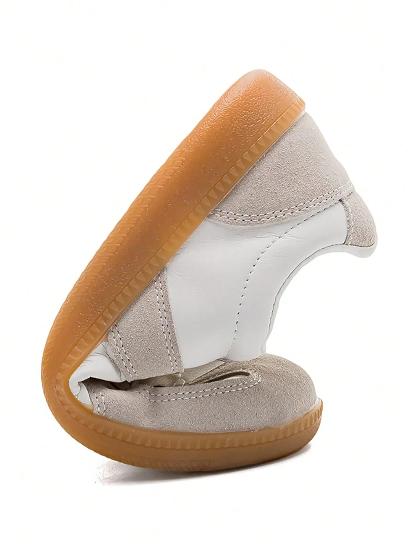 Versatile Women's Waterproof Retro Sneakers - Comfortable Low-Top Casual