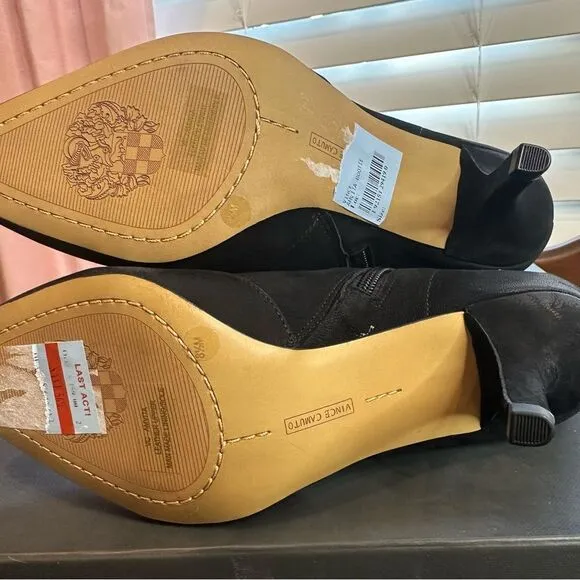 Vince Camuto VC-Amvita Black 8.5M Women Soft Grain Coat NEW in Box Bootie Heels
